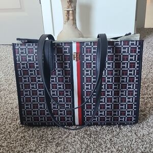 TOmmy Hilfiger Blue and Red Geometric Tote Bag